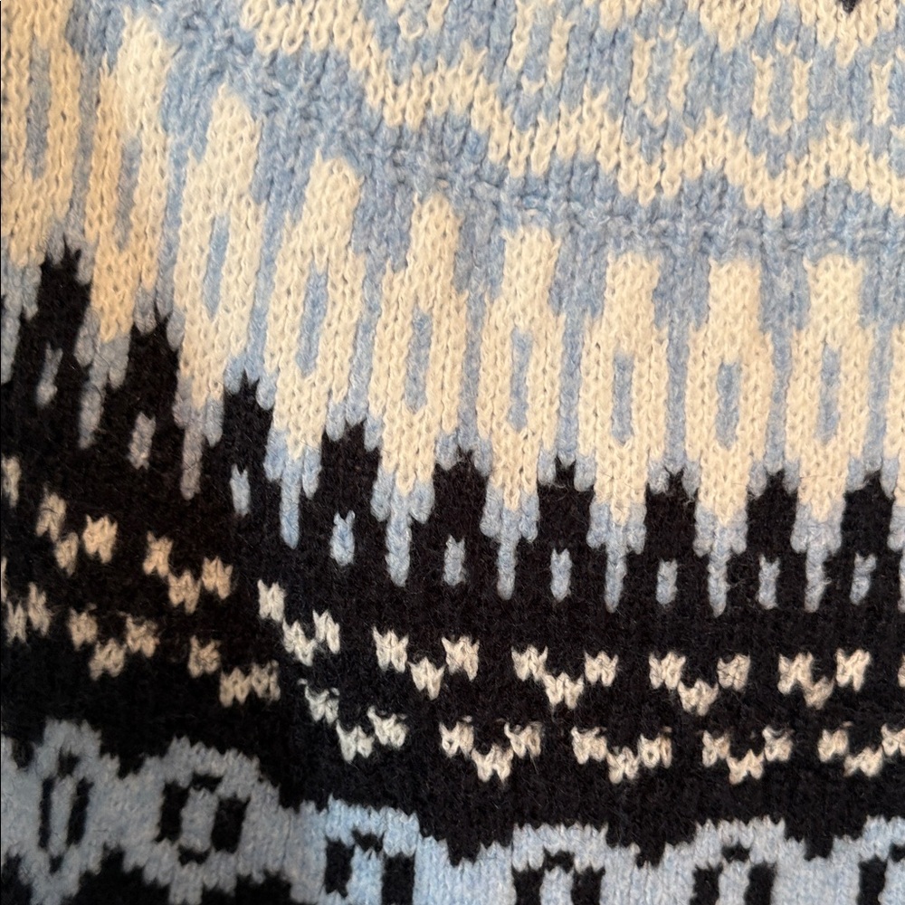 Universal Thread Blue And Black Patterned Sweater - image 3